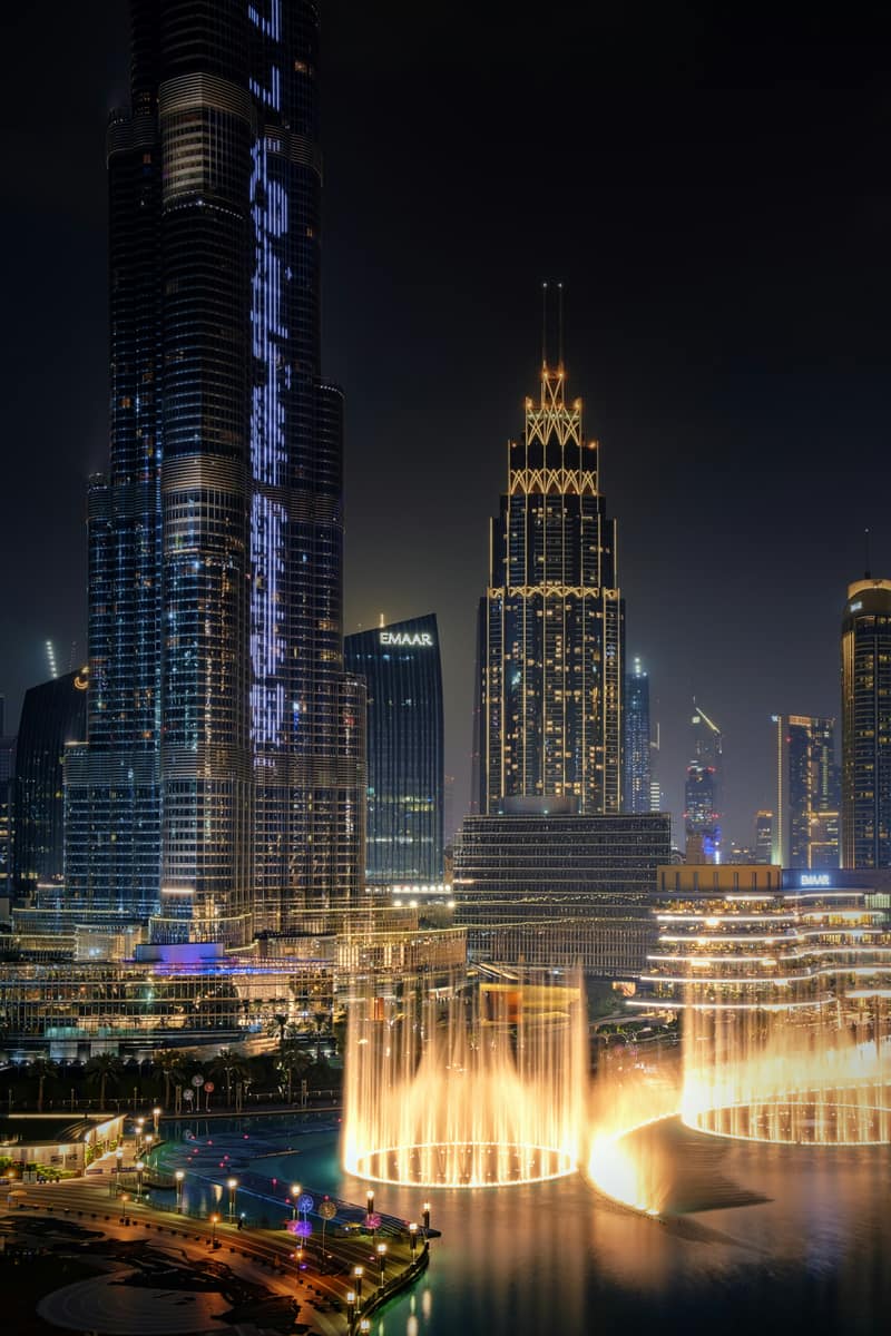 Dubai Mall & Fountain, Dubai + Abu Dhabi