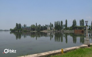 Dal-Lake-View